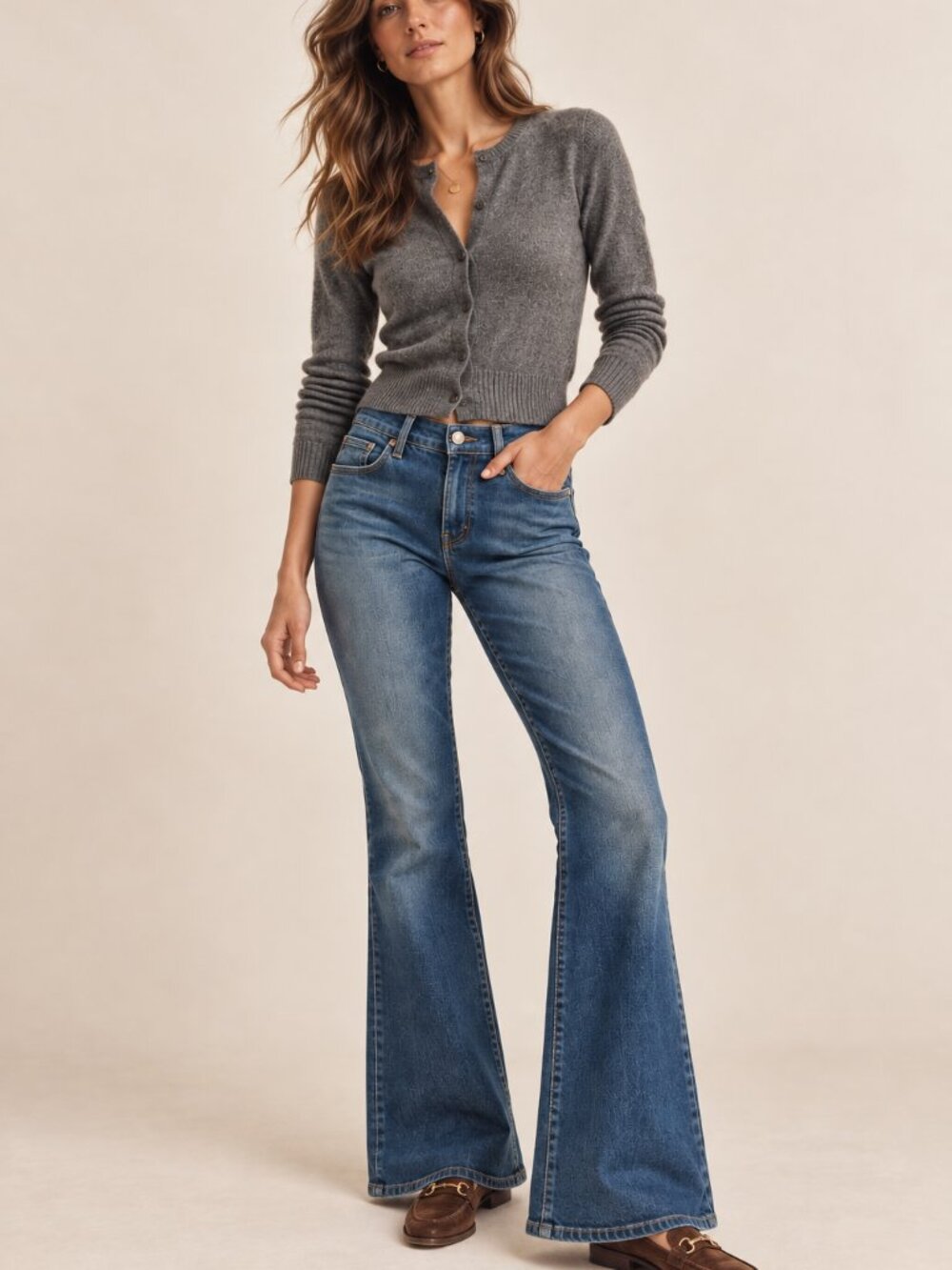 Good American Good Petite Flare Jeans Size 6/28 Mid Rise 30” Inseam Blue